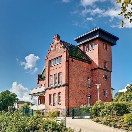 Historische Seelotsenstation ザスニッツ エクステリア 写真